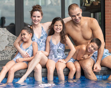 Load image into Gallery viewer, KIDS Belted Deep-V in Navy