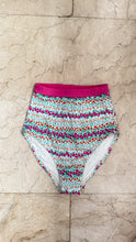 Load image into Gallery viewer, Plain DIY Top in Floral Pink Green

