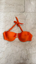 Load image into Gallery viewer, Chesca Underwire Top in Pomelo
